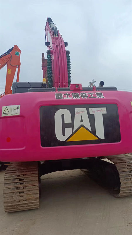 รถตีนตะขาบใช้ CAT 320D Excavators เครื่องจักรขนย้ายดิน Pink Caterpillar 320 320C 320D