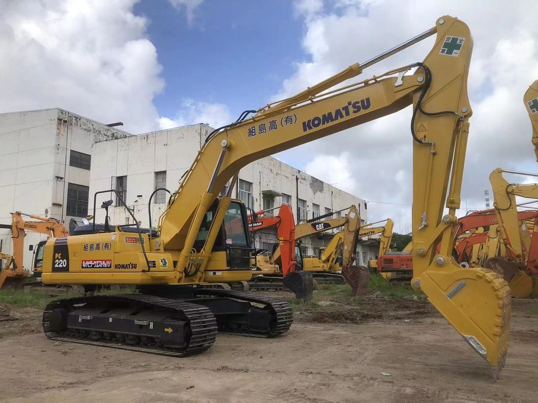 ใช้ Komatsu PC220-8 Excavator 22 Tons รถขุดมือสอง Komatsu PC220