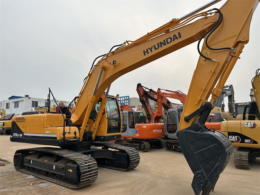 รุ่น Hyundai 220 Excavator Hydraulic Crawler สร้างในเกาหลี