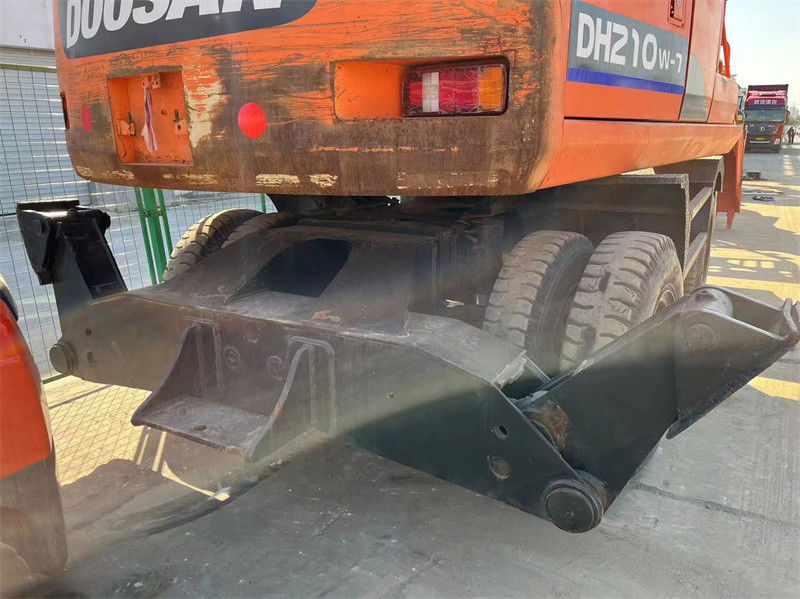 อุปกรณ์ขุดล้อเดิมใช้ Doosan DH210W อุปกรณ์ขุดล้อใช้ Doosan 21 ตัน
