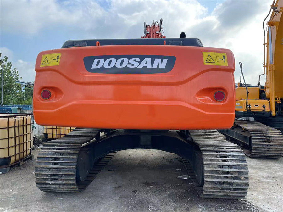 อุปกรณ์ขุด Doosan DX225 มือสอง ผลิตในเกาหลี สภาพดี ใช้น้ํามันน้อย