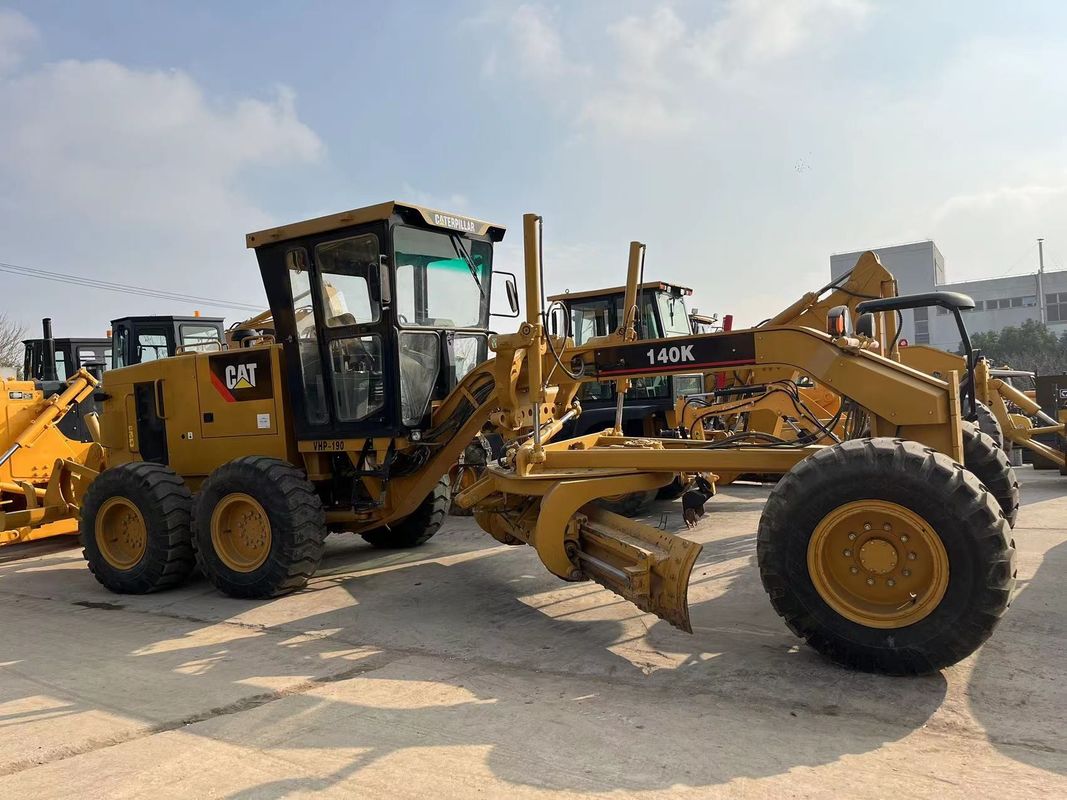 ใช้ Caterpillar Motor Grader 140K ในคลัง มือสอง Cat 140 Motor Grader