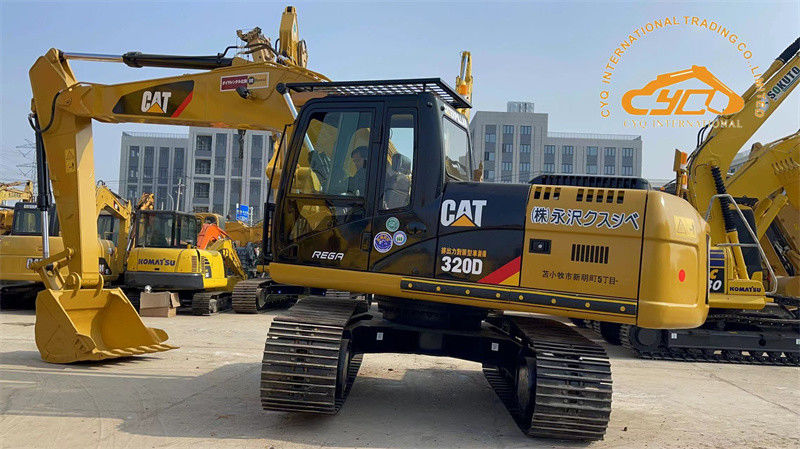 เครื่องขุด CAT ที่ใช้แล้ว พร้อมเครื่องฉีดเครื่องกล เครื่องขุด Caterpillar 320 ที่ใช้แล้ว