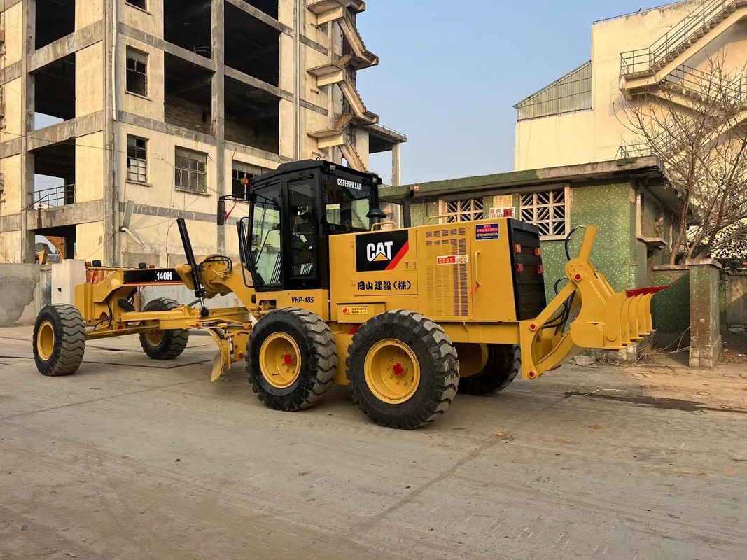 140H เครื่องคัดกรองเครื่องยนต์ Caterpillar มือสอง สภาพดี