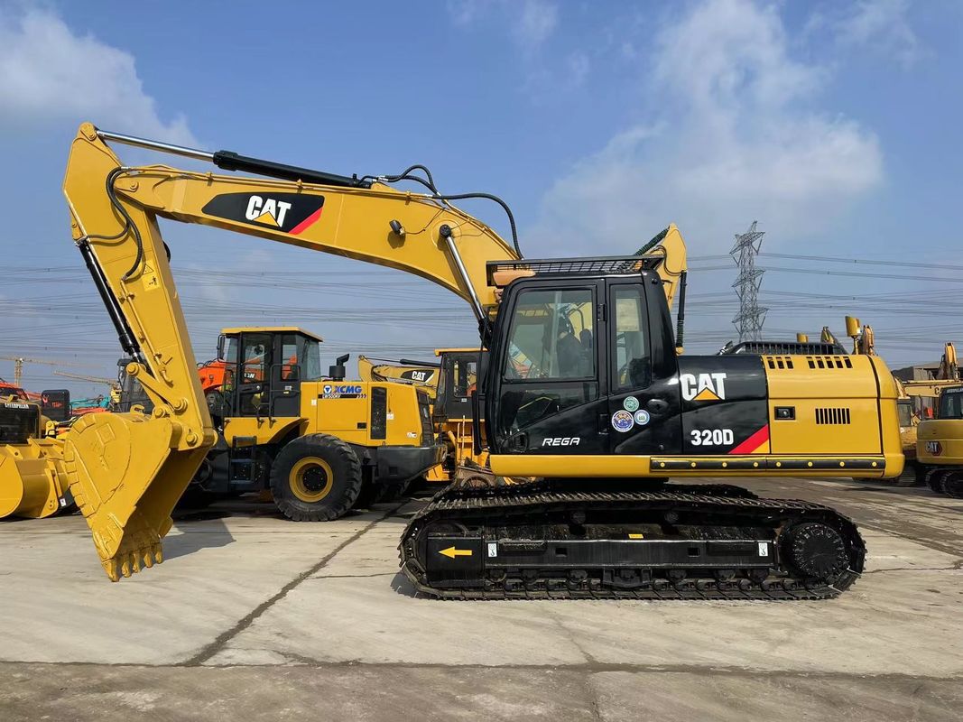 เครื่องขุด Caterpillar 320D ที่ใช้แล้ว พร้อมเครื่องฉีด 3066 เครื่อง 20 ตัน เครื่องขุด CAT 320 กลาง