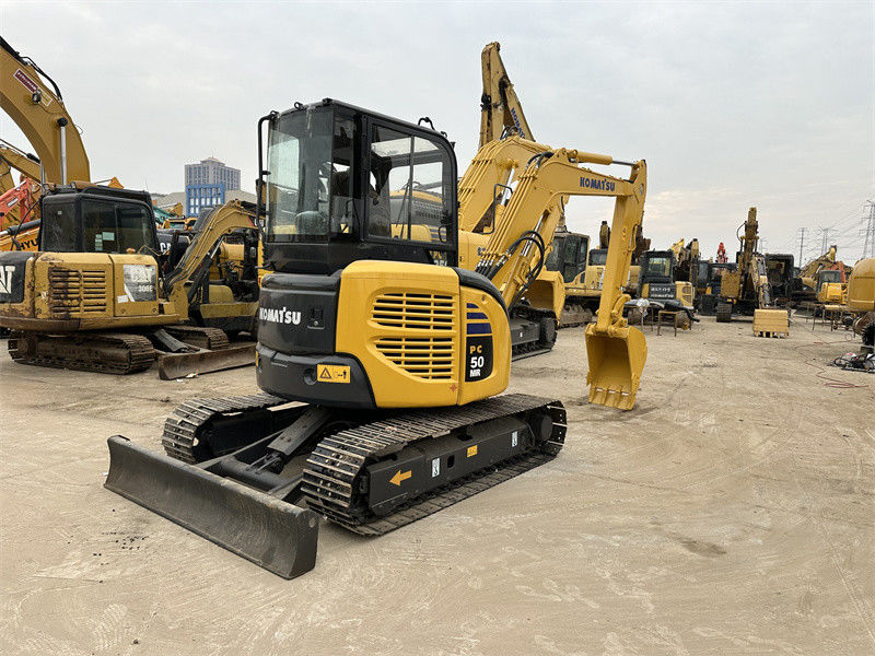เครื่องขุดขนาดเล็ก 5 ตัน เครื่องขุดญี่ปุ่น Komatsu PC50MR-2