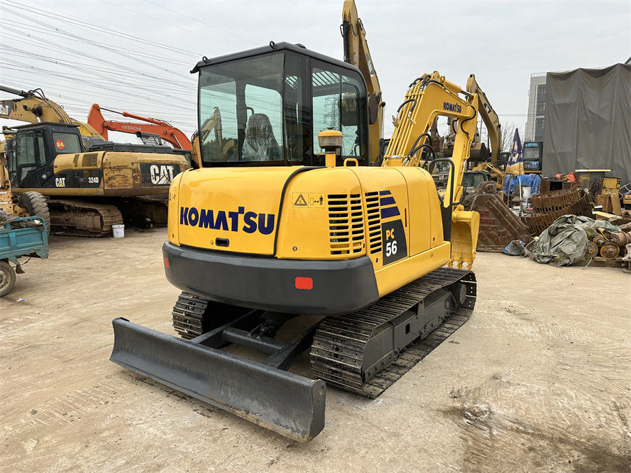 เครื่องขุดไฮดรอลิกขนาดเล็กของญี่ปุ่น Komatsu PC56 ขนาดเล็ก น้ําหนัก 5 ตัน