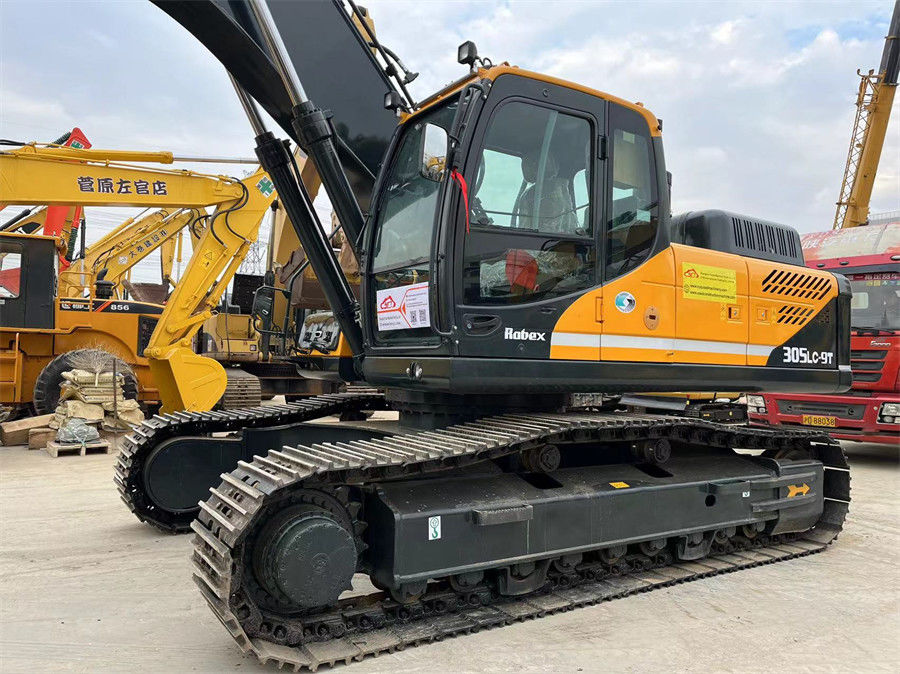 ชั่วโมงต่ํา 2020 Hyundai 305LC 9T Excavator With And 1.38 M3 ความจุถังอ้างอิง
