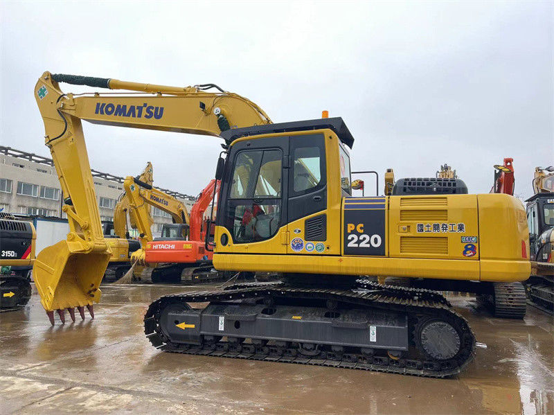 Komatsu PC220-8 เครื่องขุดญี่ปุ่นมือสอง เครื่องขุดไฮดรอลิกขนาดกลางที่มีประสิทธิภาพสูง