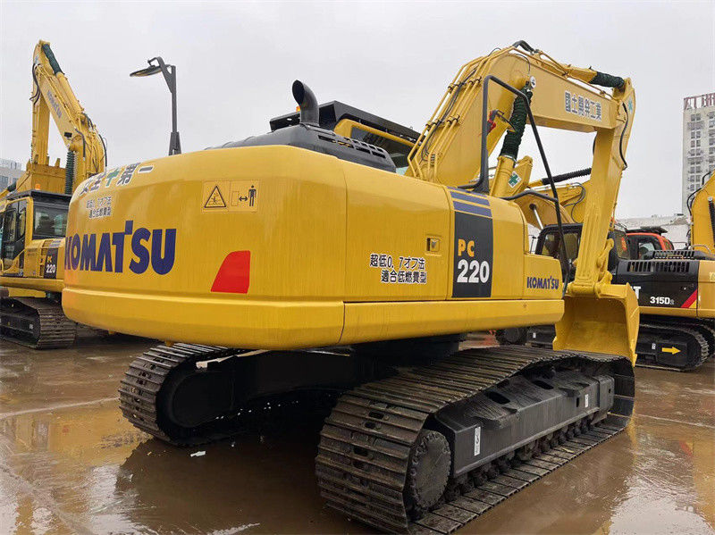 Komatsu PC220-8 เครื่องขุดญี่ปุ่นมือสอง เครื่องขุดไฮดรอลิกขนาดกลางที่มีประสิทธิภาพสูง