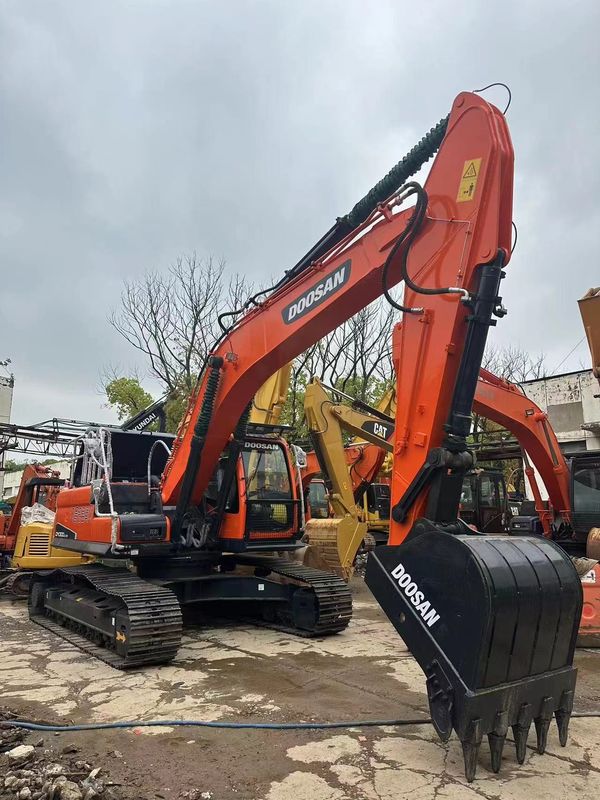 เครื่องขุด Doosan ของแท้ ใช้ เครื่องขุด Doosan DX300LC เครื่องขุดขนาดใหญ่