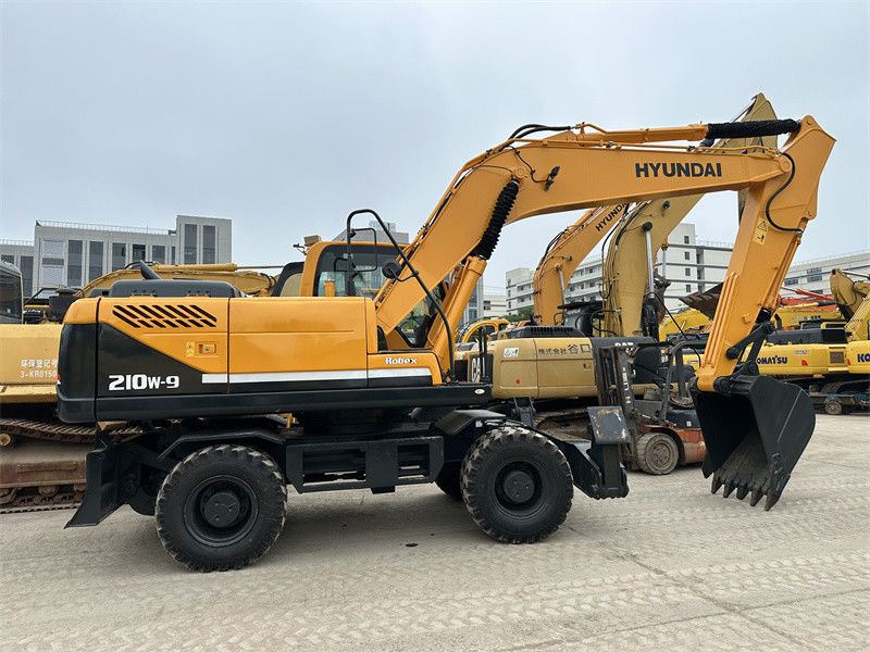 ซ่อมแซม Hyundai R210W-9 เครื่องขุดล้อมือสอง Hyundai 21 Ton 210 เครื่องขุดล้อมือสอง