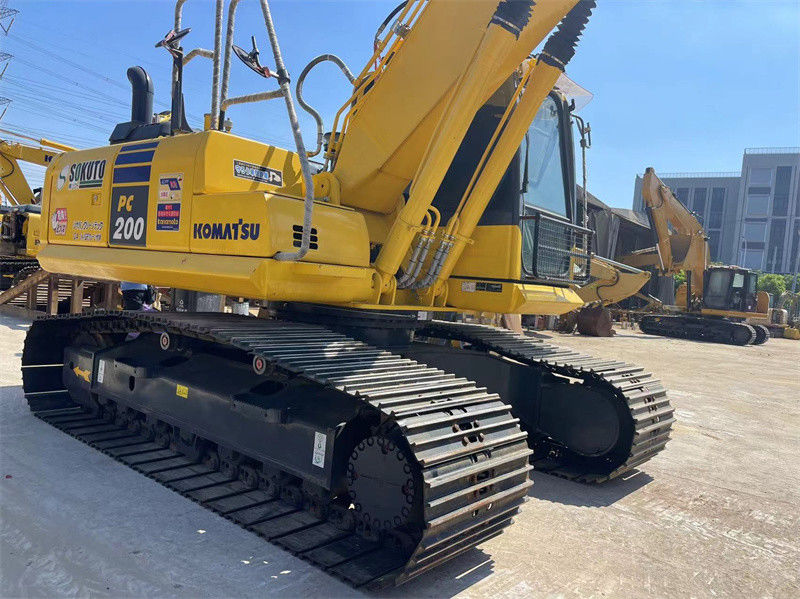 เครื่องขุดที่ใช้ในญี่ปุ่นราคาถูก Komatsu PC200-8 เครื่องขุดที่ใช้กับเส้นทาง 800 มม