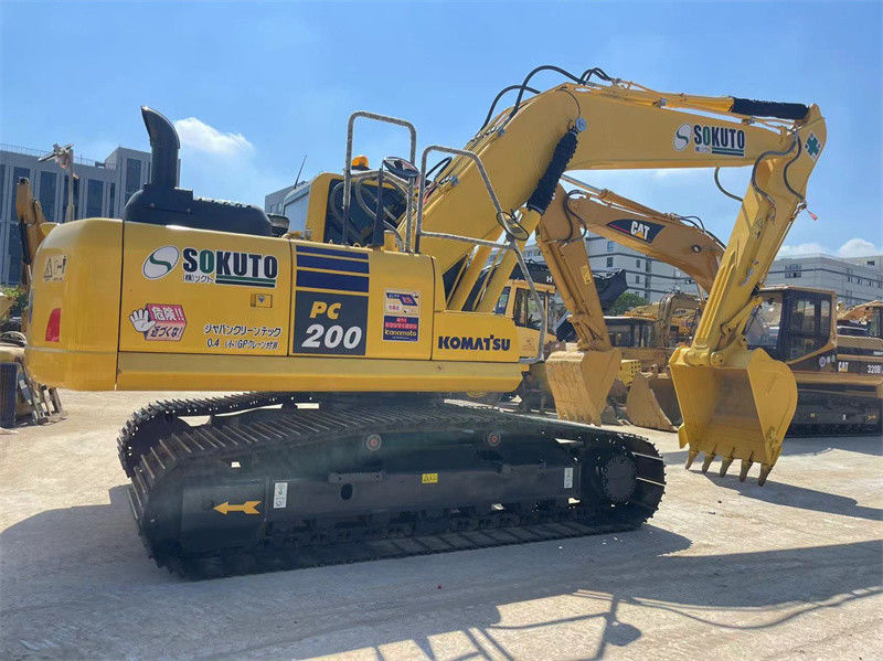 เครื่องขุดที่ใช้ในญี่ปุ่นราคาถูก Komatsu PC200-8 เครื่องขุดที่ใช้กับเส้นทาง 800 มม