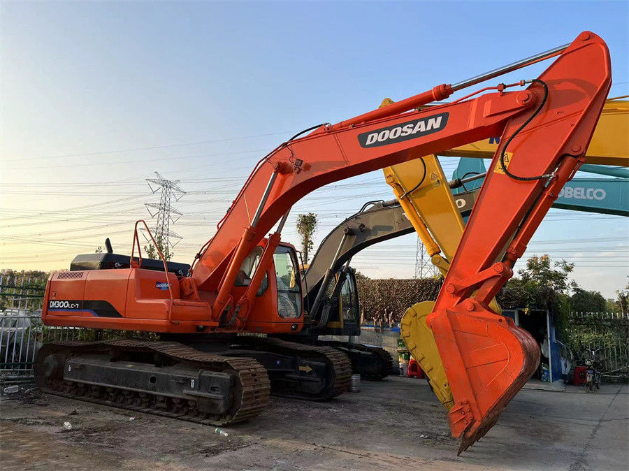 เครื่องขุดขนาดกลาง Doosan DH300 30 ตัน ]Doosan DH300LC-7 Crawler Excavator