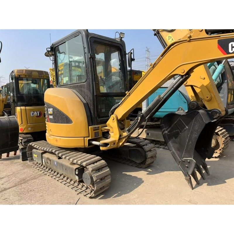 เครื่องขุดขนาดเล็ก CAT 303E สําหรับสถานที่ก่อสร้างขนาดเล็กและพื้นที่แคบ