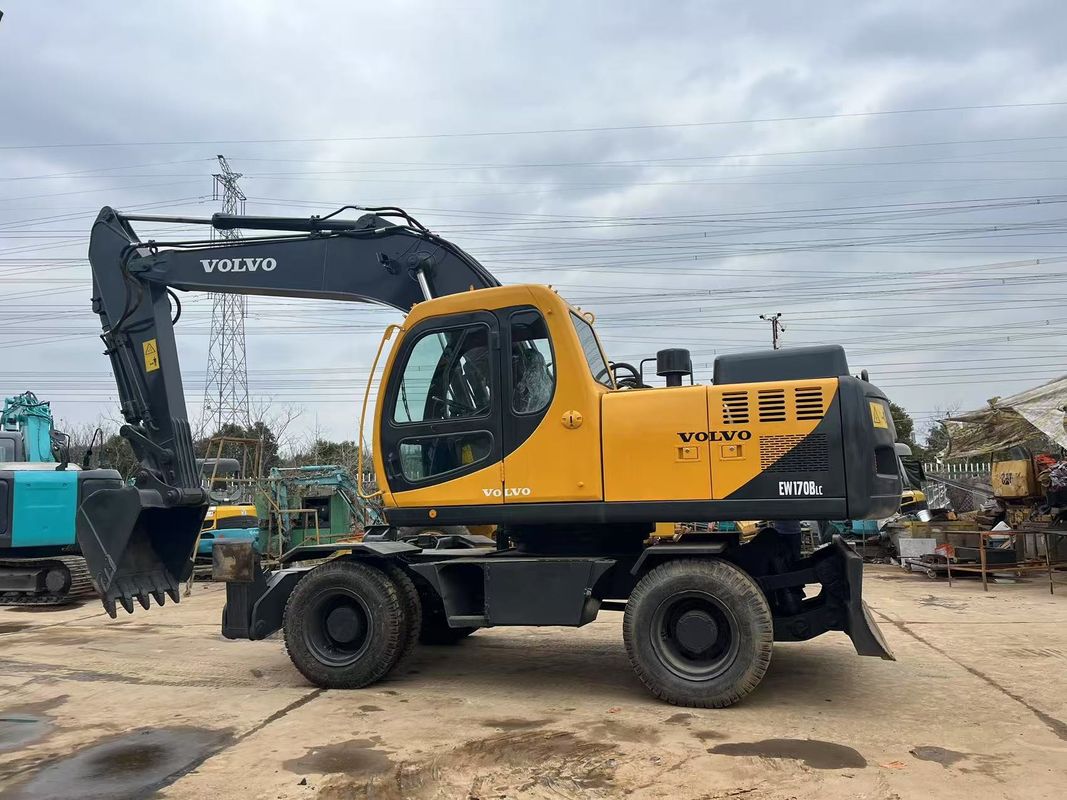 อุปกรณ์ขุดล้อ Volvo EW170 ที่ใช้งานได้สูง อุปกรณ์ขุดล้อ Volvo 17 ตัน