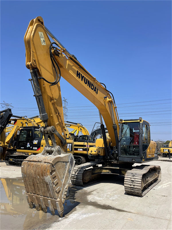 สีแท้เกาหลี ใช้ Hyundai R220LC-9S Excavator Hyundai 220 Crawler Digger
