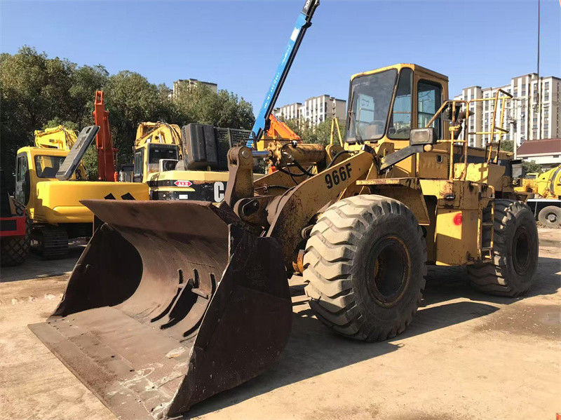 สีแท้ ใช้ CAT 966F เครื่องบรรทุกล้อมือสอง Caterpillar CAT 966 เครื่องบรรทุกด้านหน้า