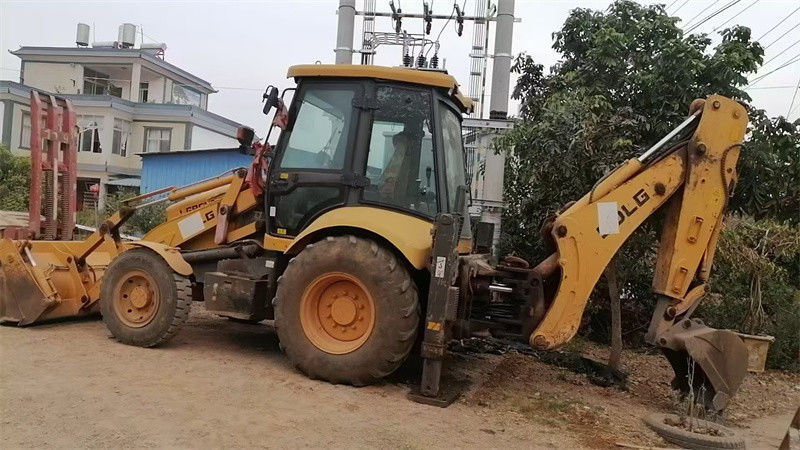 สาขากําเนิด SDLG B877 เครื่องบรรทุกถังถังถังถังถังถังถังถังถังถังถังถังถัง SDLG มือสอง
