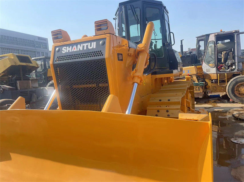 จีนใช้ SHANTUI SD16 บูลโดเซอร์มือสอง ดอเซอร์แทรกเตอร์พร้อมทํางาน