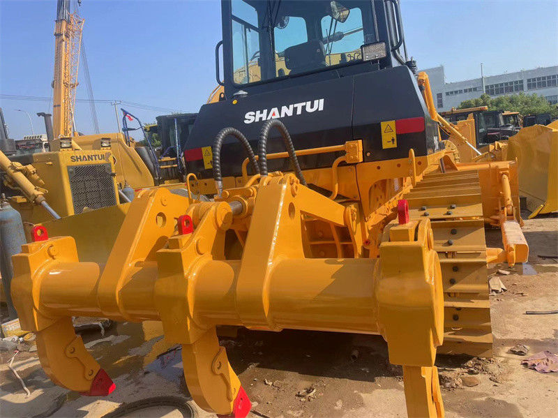 จีนใช้ SHANTUI SD16 บูลโดเซอร์มือสอง ดอเซอร์แทรกเตอร์พร้อมทํางาน