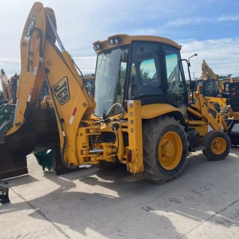 สีเดิม JCB 3CX Backhoe Loader 4 ล้อขับเคลื่อนสําหรับการขุดและการบรรทุก