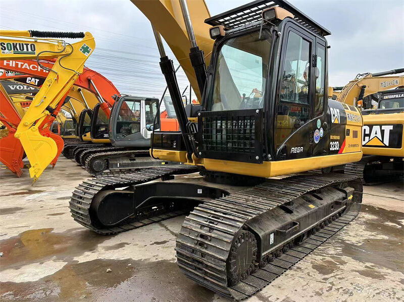ใช้ Caterpillar Excavator Cat 320DL เครื่องขนาดกลาง ออกแบบมาเพื่อการหยุดทํางานในระยะยาวและในสภาพการทํางานที่แตกต่างกัน