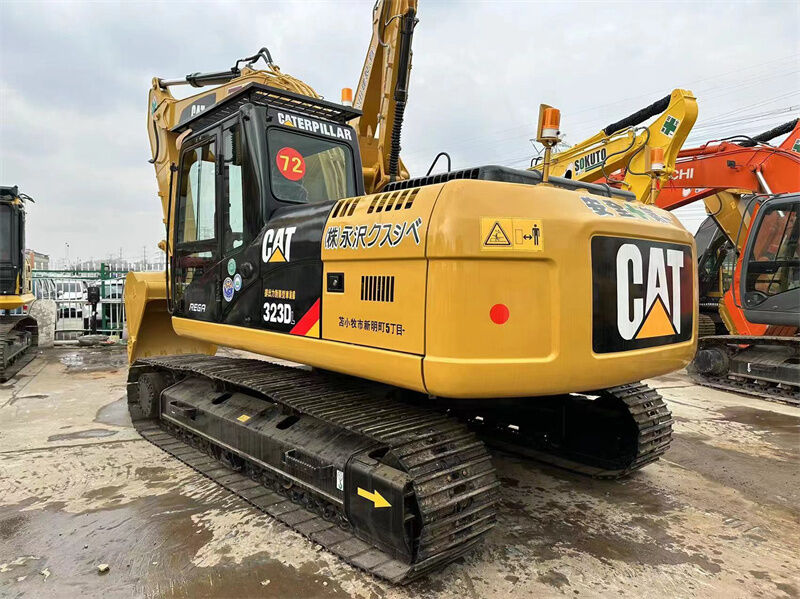 ใช้ Caterpillar Excavator Cat 320DL เครื่องขนาดกลาง ออกแบบมาเพื่อการหยุดทํางานในระยะยาวและในสภาพการทํางานที่แตกต่างกัน