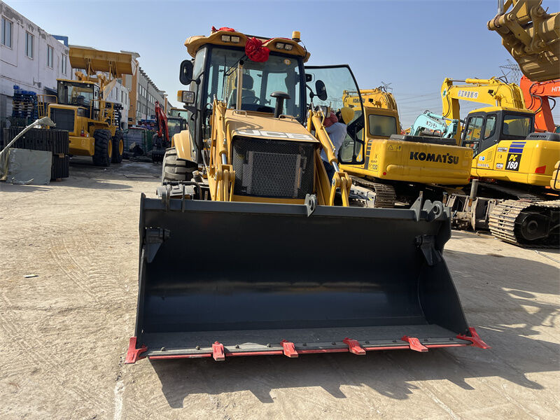 สภาพดี เครื่องจักรกลก่อสร้าง เครื่องขุดถัง JCB 3CX ใหม่ สําหรับขาย