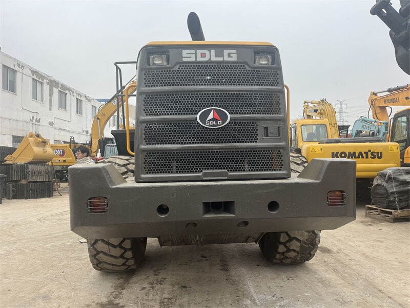 รถตักล้อยาง SDLG L958F มือสอง สภาพดี เครื่องยนต์ 178 กิโลวัตต์ น้ำหนักใช้งาน 6000 กก. และรุ่นปี 2024